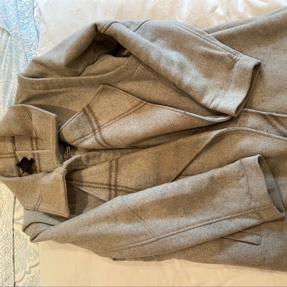 Intermix beige wood coat with plaid color detail. Size L. - Picture 3 of 3